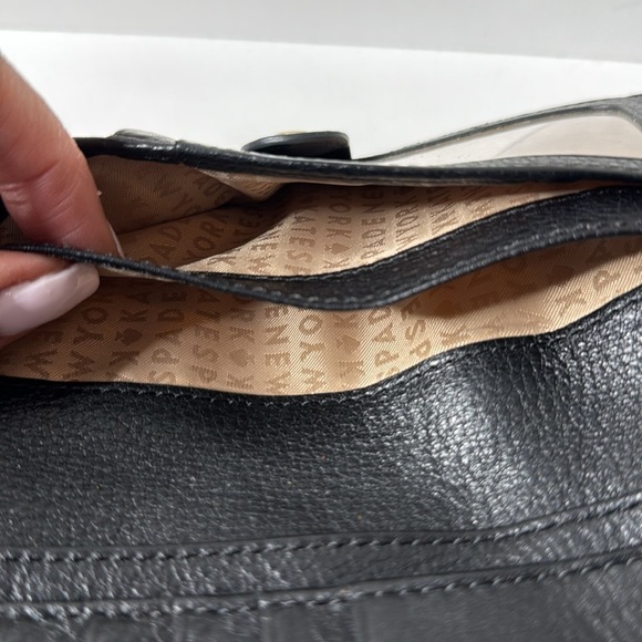 Kate Spade New York Leather Zip Around Wallet in Black w/Gold Hardware - Picture 9 of 9